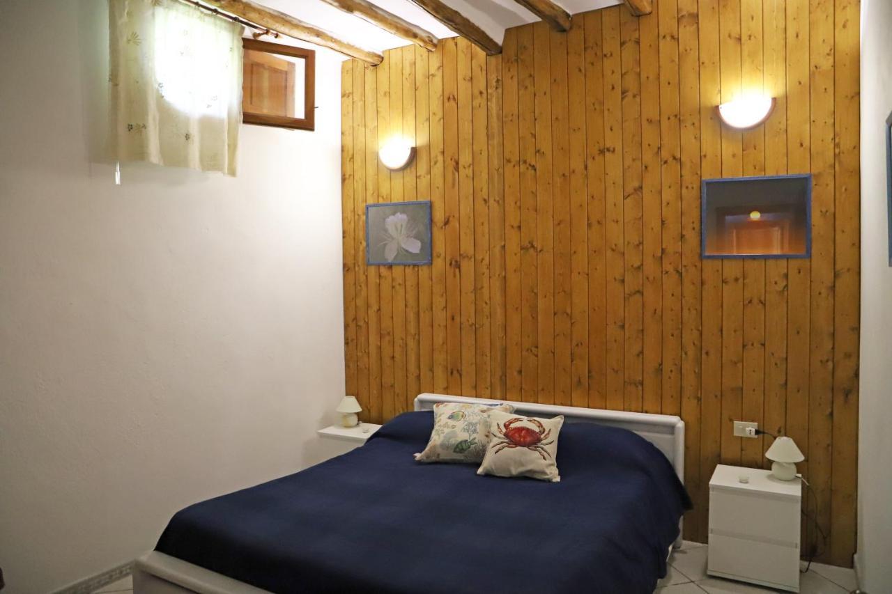 Casa Vacanze Lorenzo Villa Malfa  Ngoại thất bức ảnh