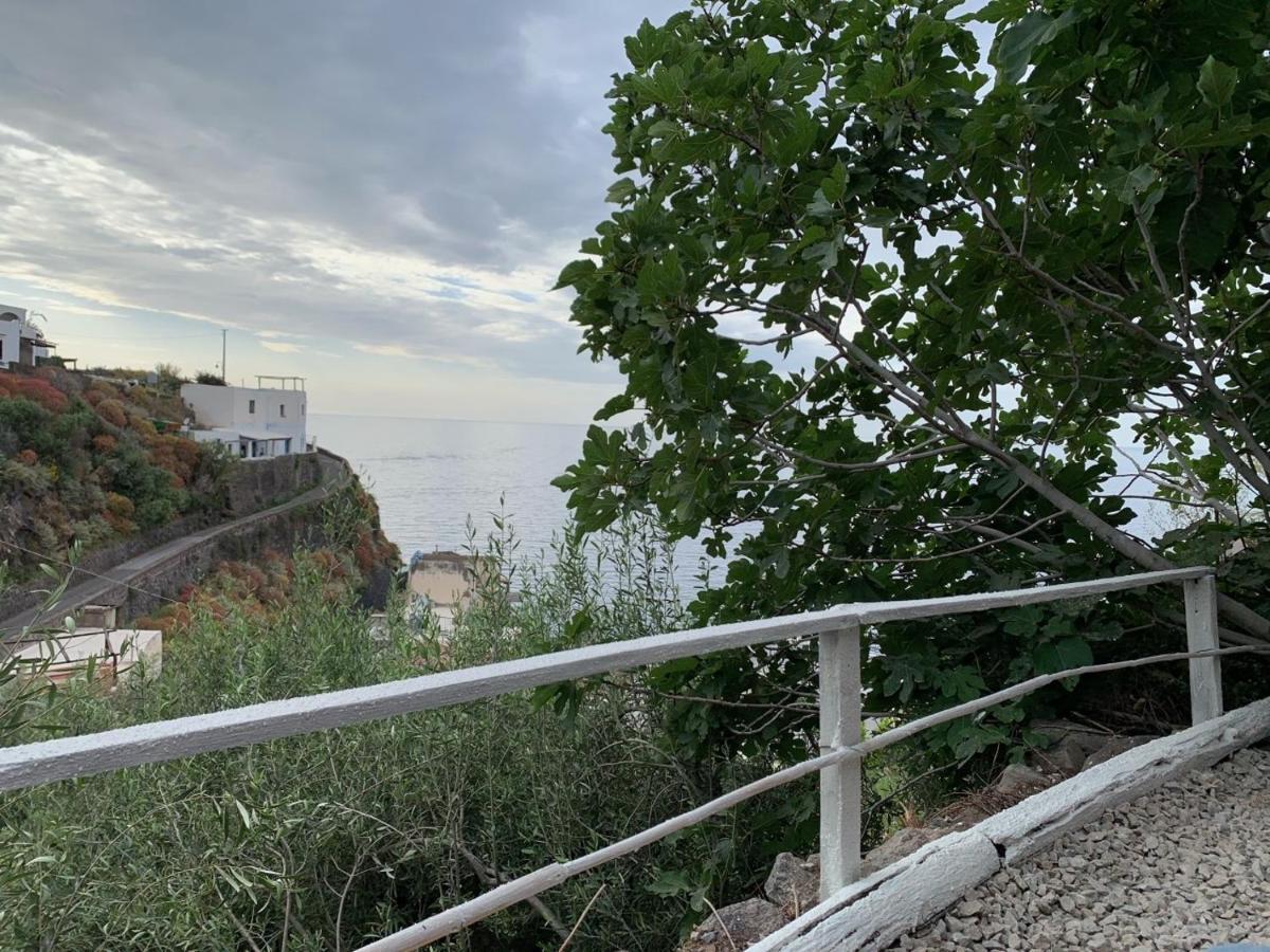 Casa Vacanze Lorenzo Villa Malfa  Ngoại thất bức ảnh