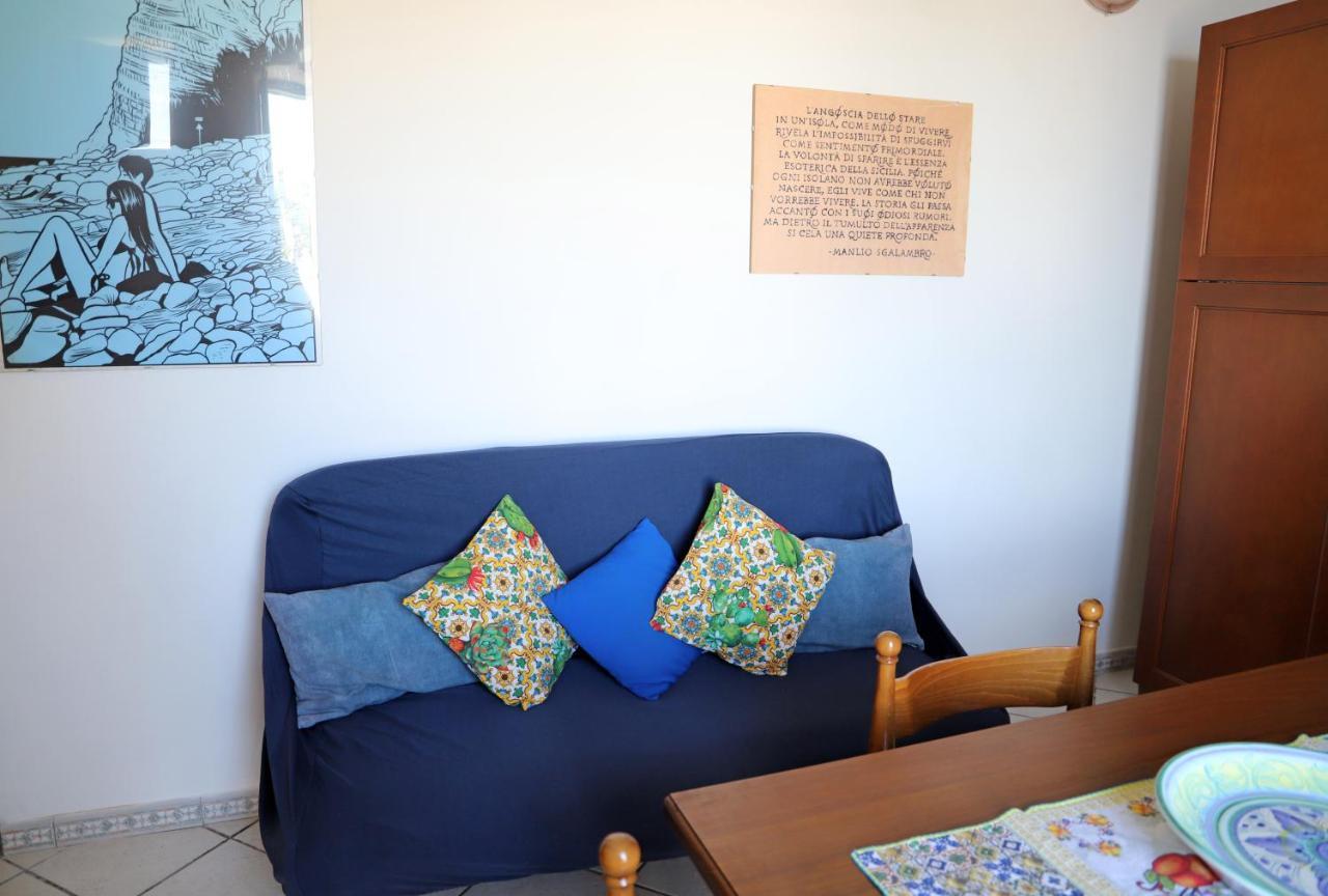 Casa Vacanze Lorenzo Villa Malfa  Ngoại thất bức ảnh
