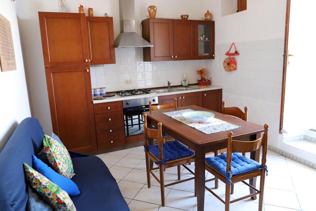 Casa Vacanze Lorenzo Villa Malfa  Ngoại thất bức ảnh